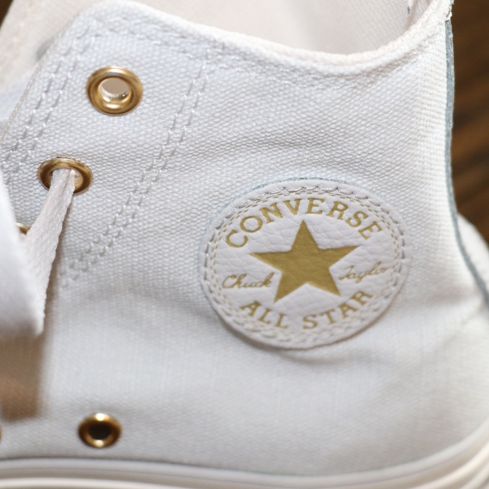 Chuck Taylor All Star EVA Lift Platform Tonal Canvas YOUTH Size 3.5 Barely Grey - Picture 5 of 16